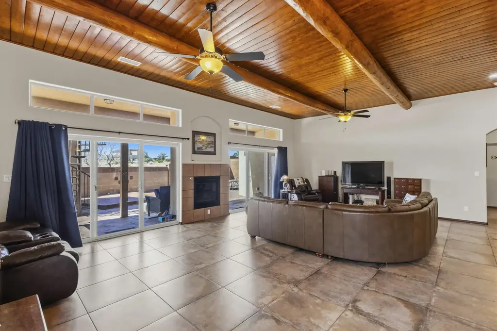 6324 Camino De Paz Road Nw, Albuquerque