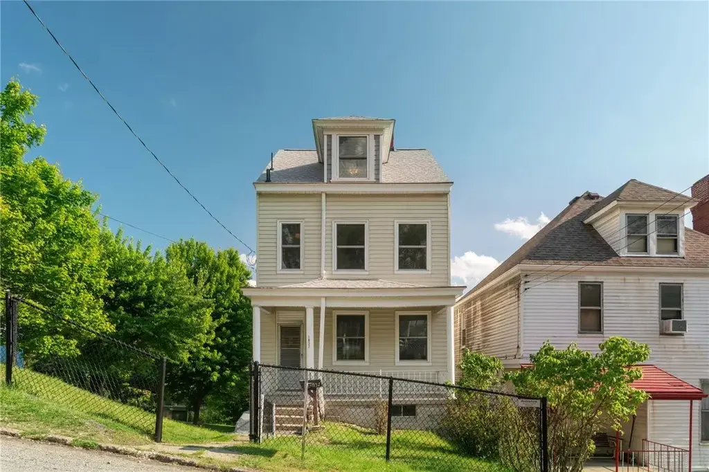 1037 Haller Street , Brighton Heights
