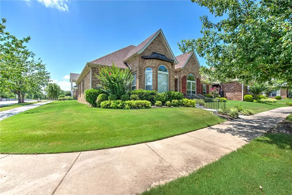 7162 Crisler Court, Springdale
