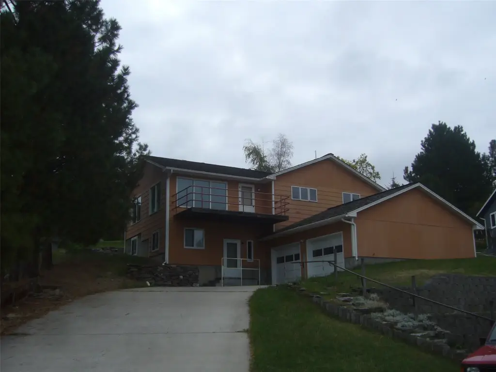 806 Continental Way, Missoula