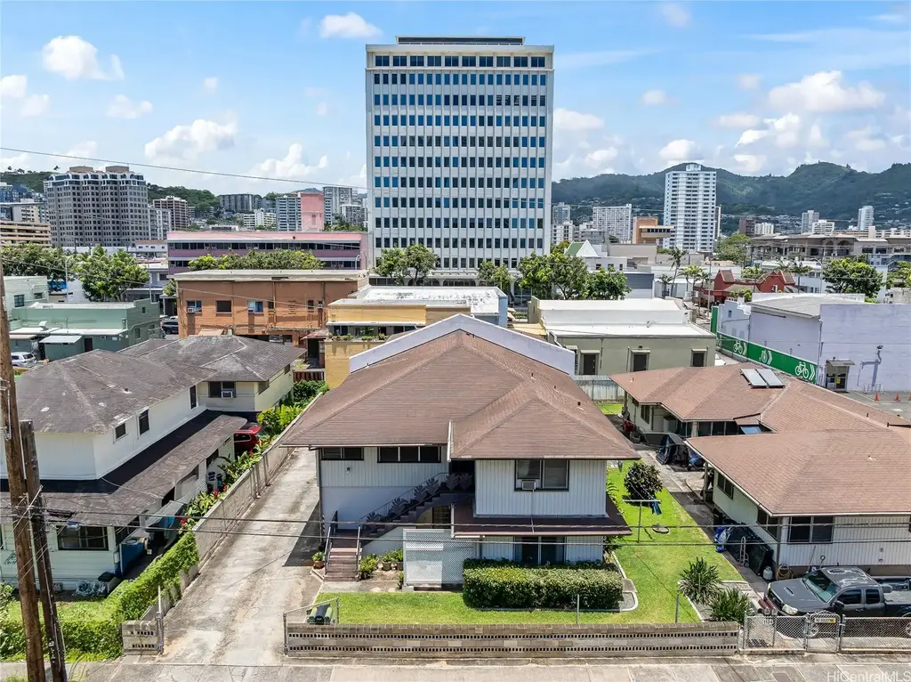 1128 Alohi Way, Honolulu