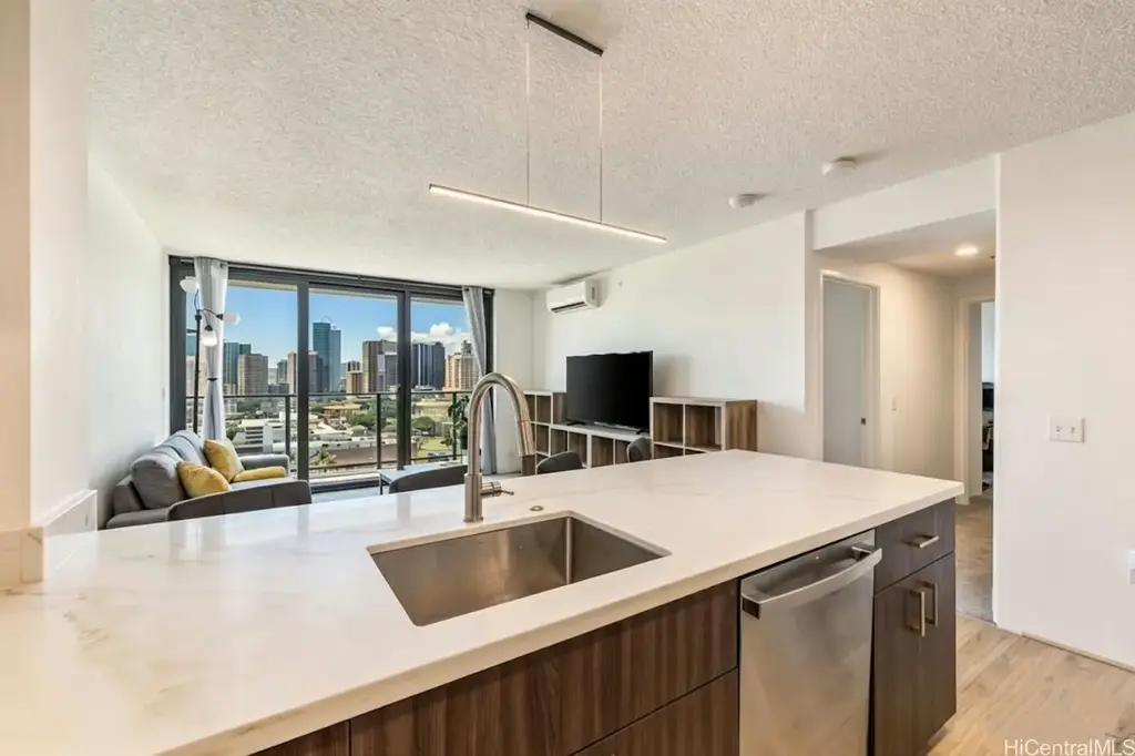 (unit #1905) 615 Keawe Street, Honolulu