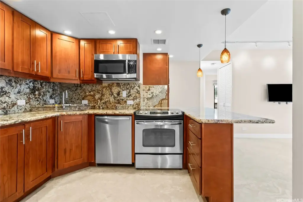 225 Queen Street # 7a, Honolulu