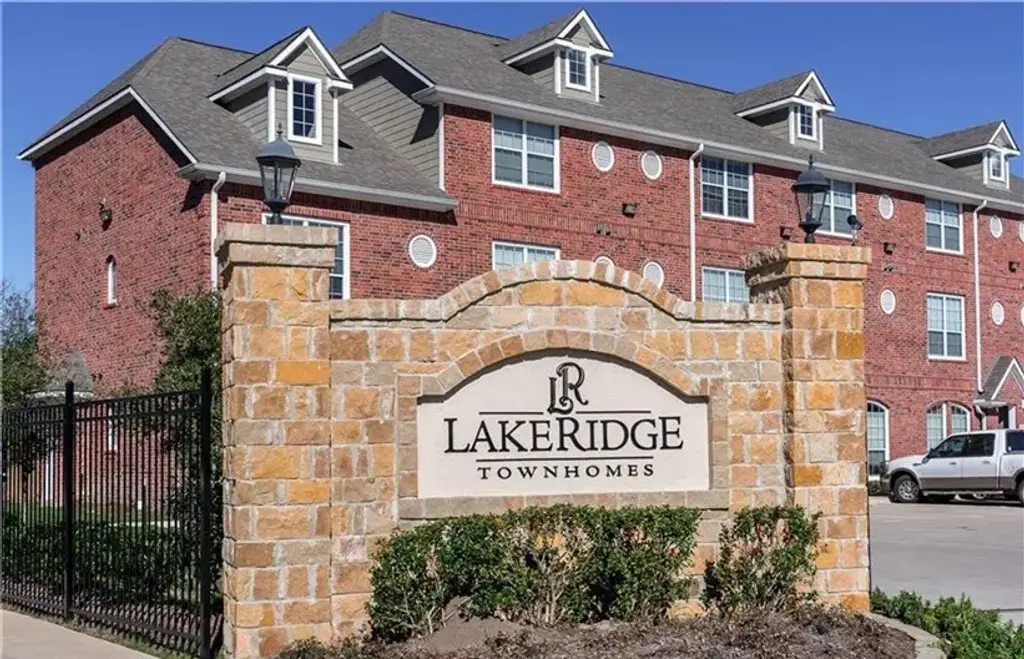 1198 Jones Butler Road 2706, College Station