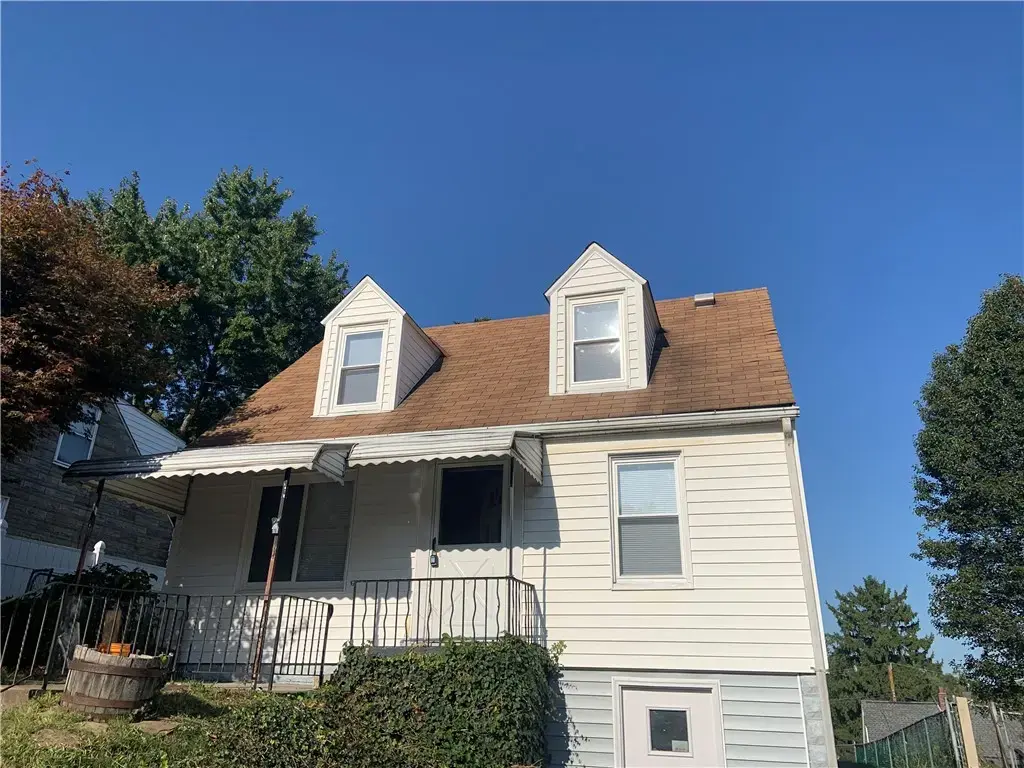120 Graham Avenue , N Versailles