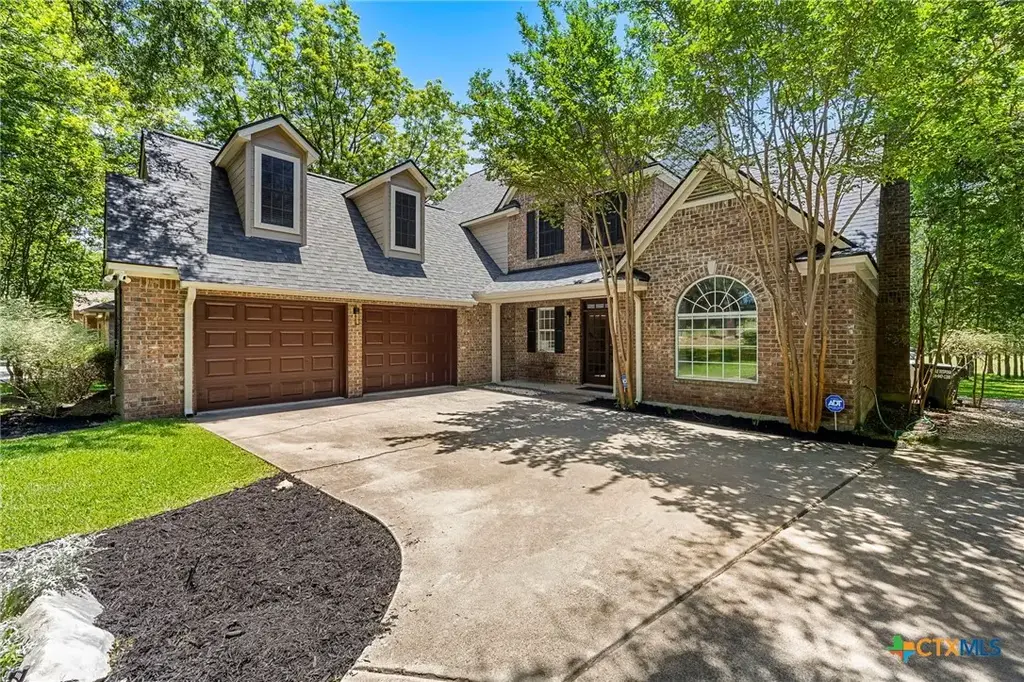 2815 Chisholm Trail, Salado