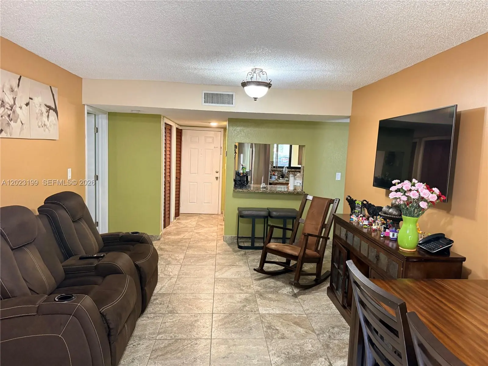 4 of 5 - 191 Lakeview Drive #103, Weston, FL