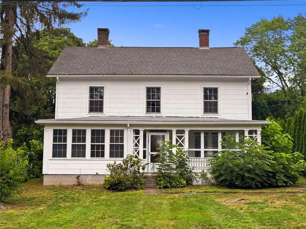 19 Mendon Rd, North Attleboro