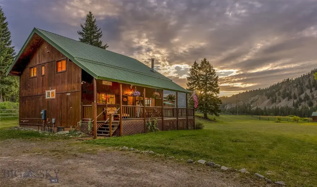 1253 Rock Creek Road, Philipsburg