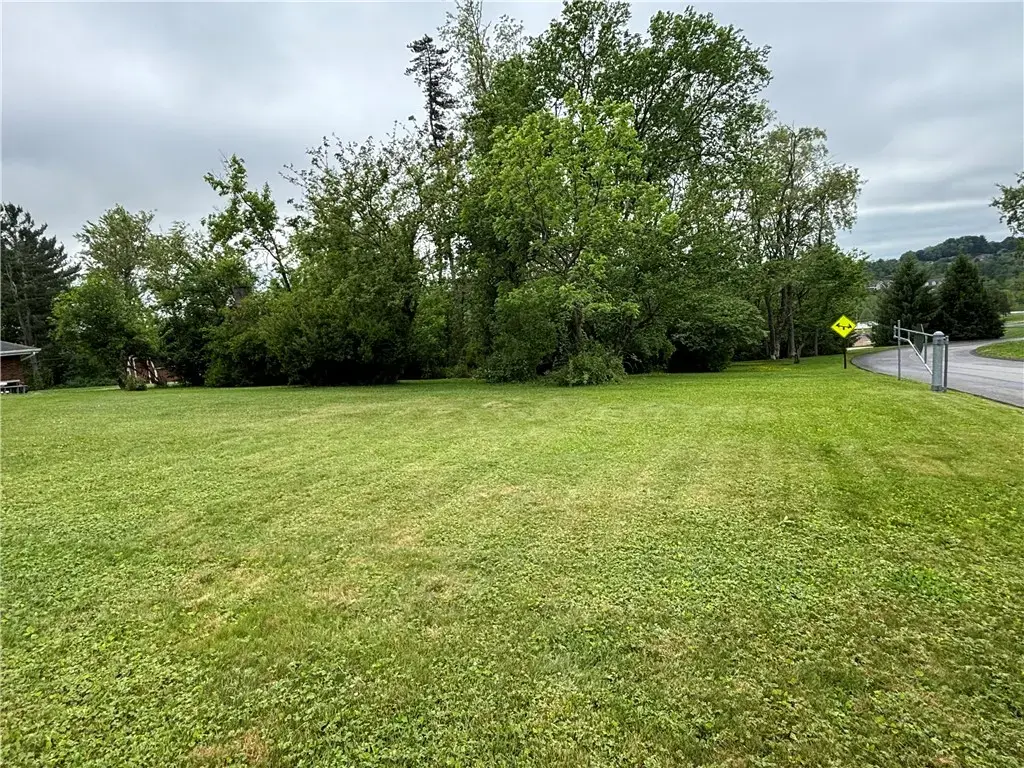 Lot Raymaley/ Municipal Court, Penn