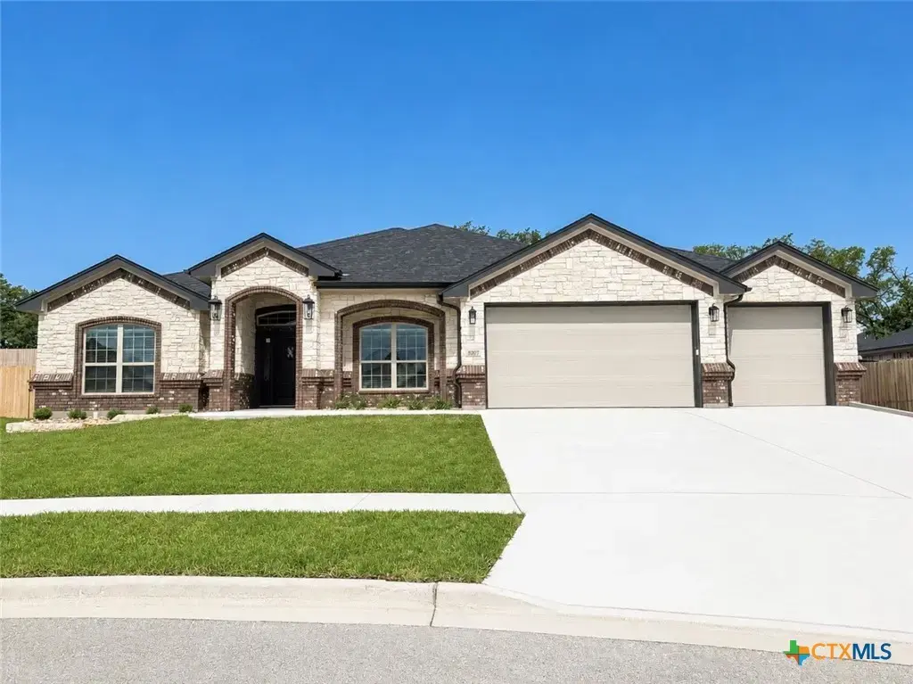 8707 Corgi Court, Killeen