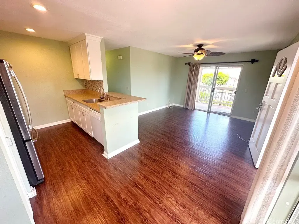 94-545 Lumiaina Street # 206, Waipahu