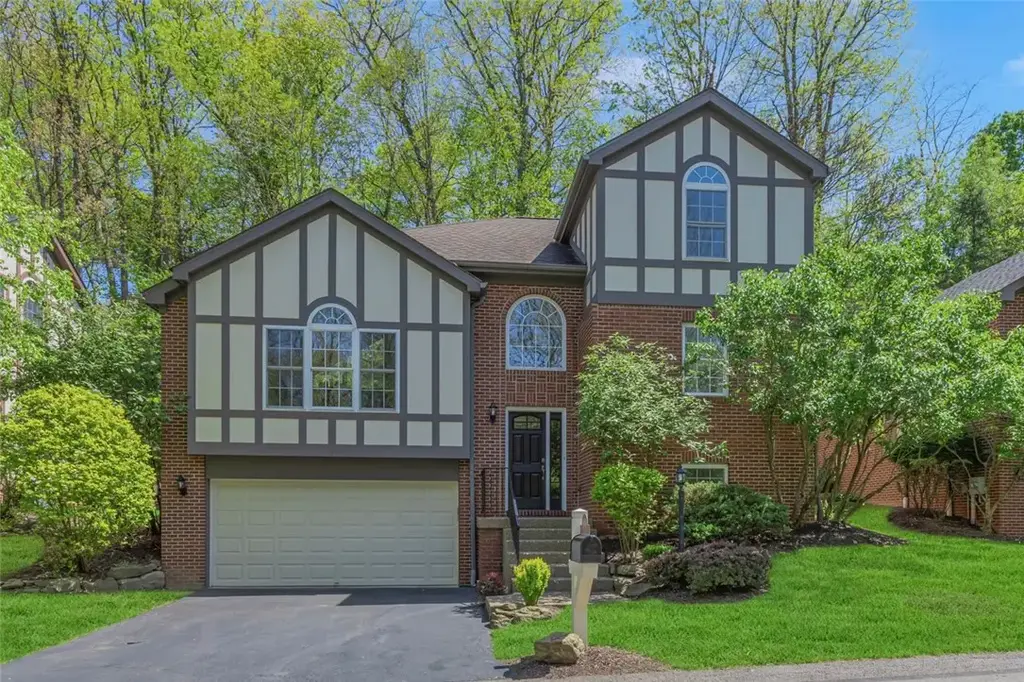 404 Rockledge Drive , Aleppo