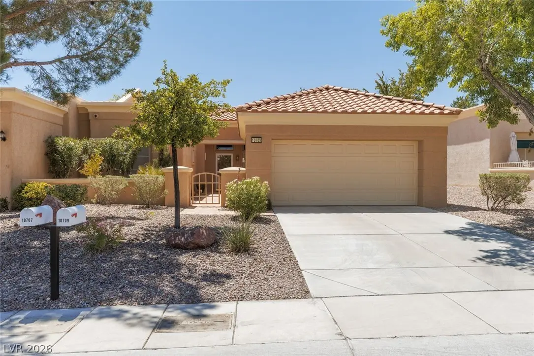 10709 Mission Lakes Avenue, Las Vegas
