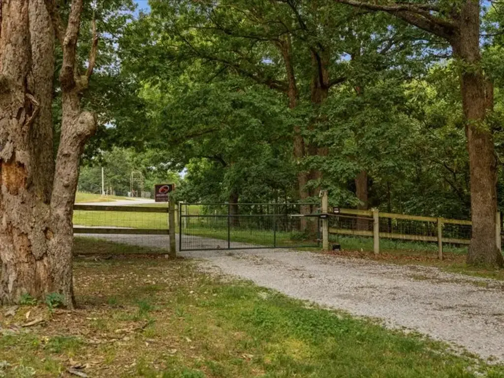 15550 Ar-102 Highway, Decatur