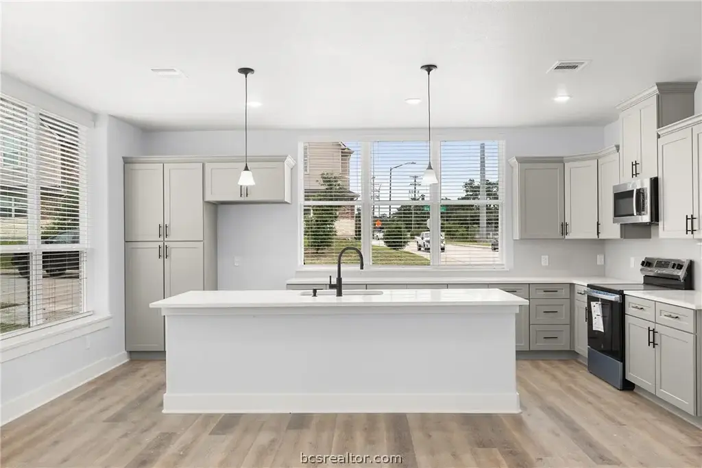 2158 Big River Street, College Station