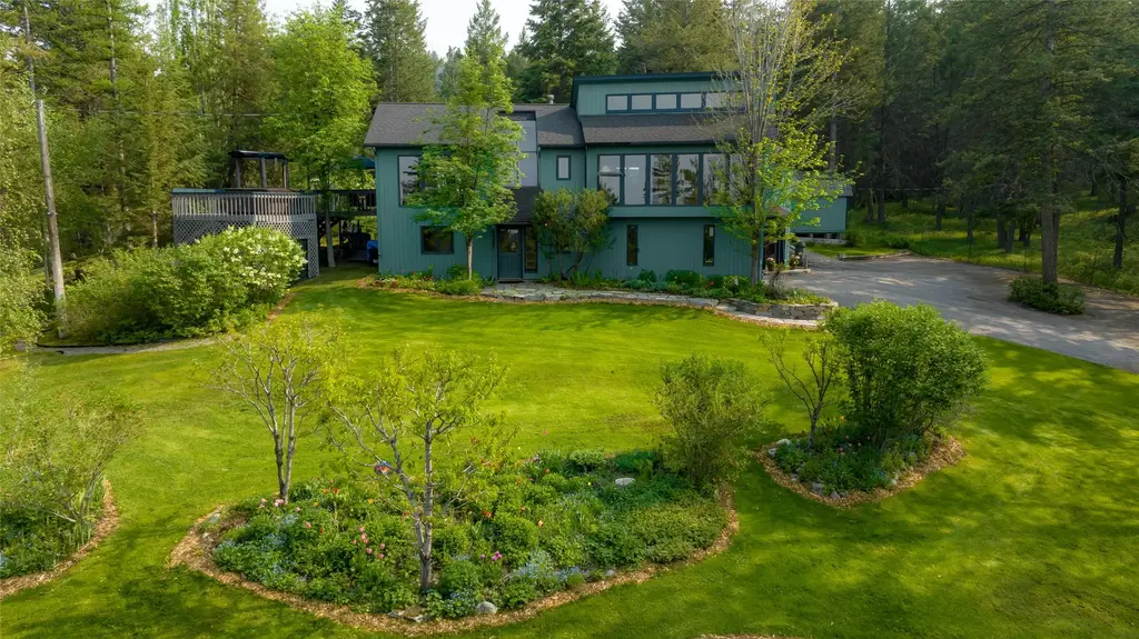 455 N Foys Lake Drive, Kalispell