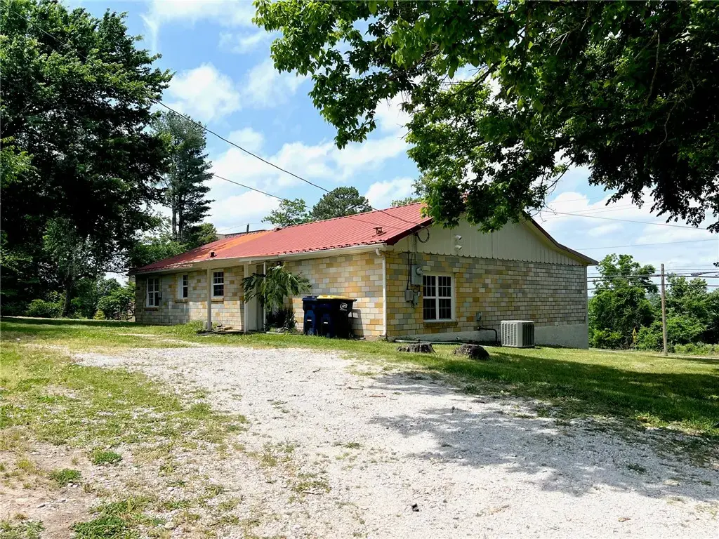 724 E South Avenue, Harrison