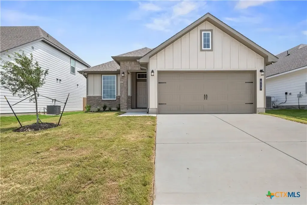 613 James Parker Circle, Killeen