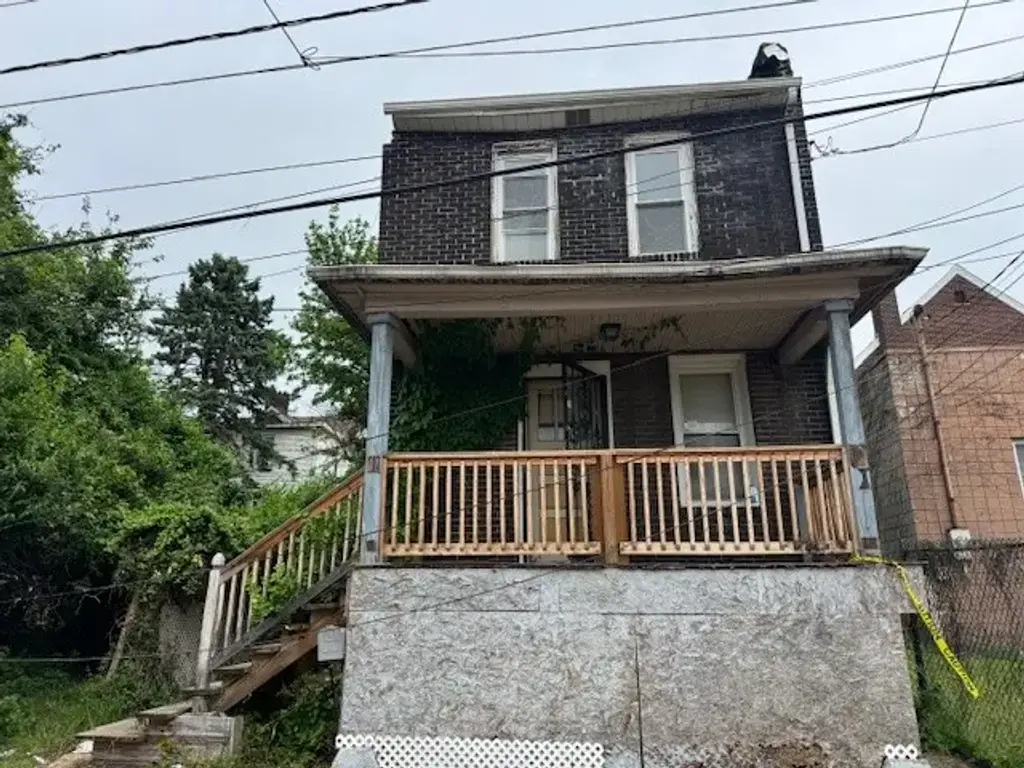 2462 Scott Way, Swissvale