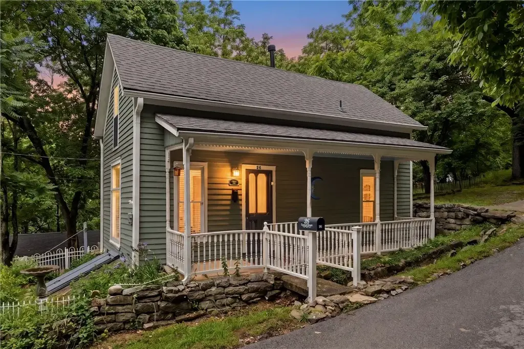 26 Council Street, Eureka Springs