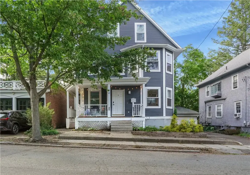 12 University Ave, Providence