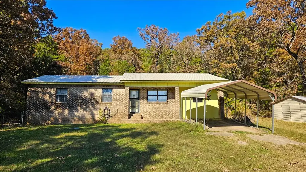 10153 Crooked Pine Road, Dardanelle