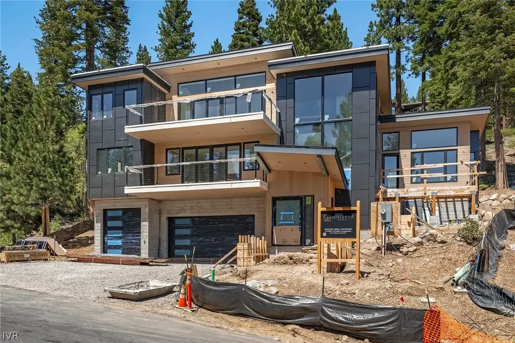 596 Tyner Way, Incline Village