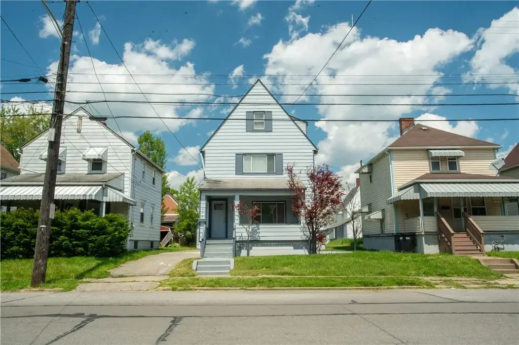 1710 Main Street , Aliquippa