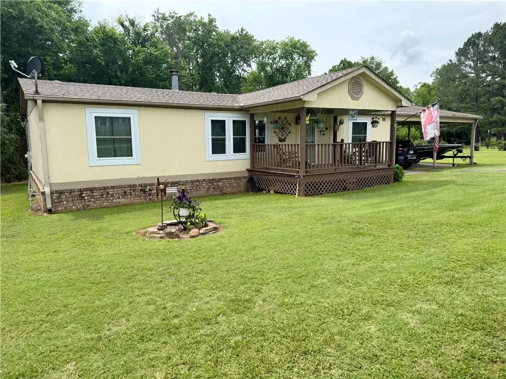 901 River Road, Pottsville
