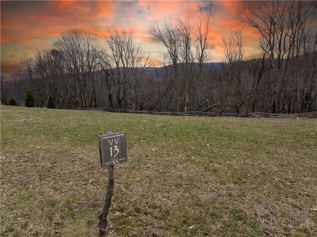 Vv13 Vineyard Trail, Banner Elk