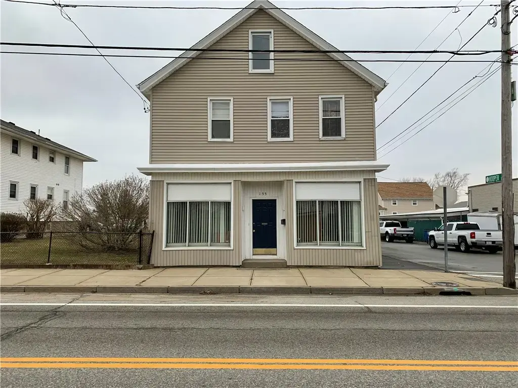 155 Main Rd, Tiverton