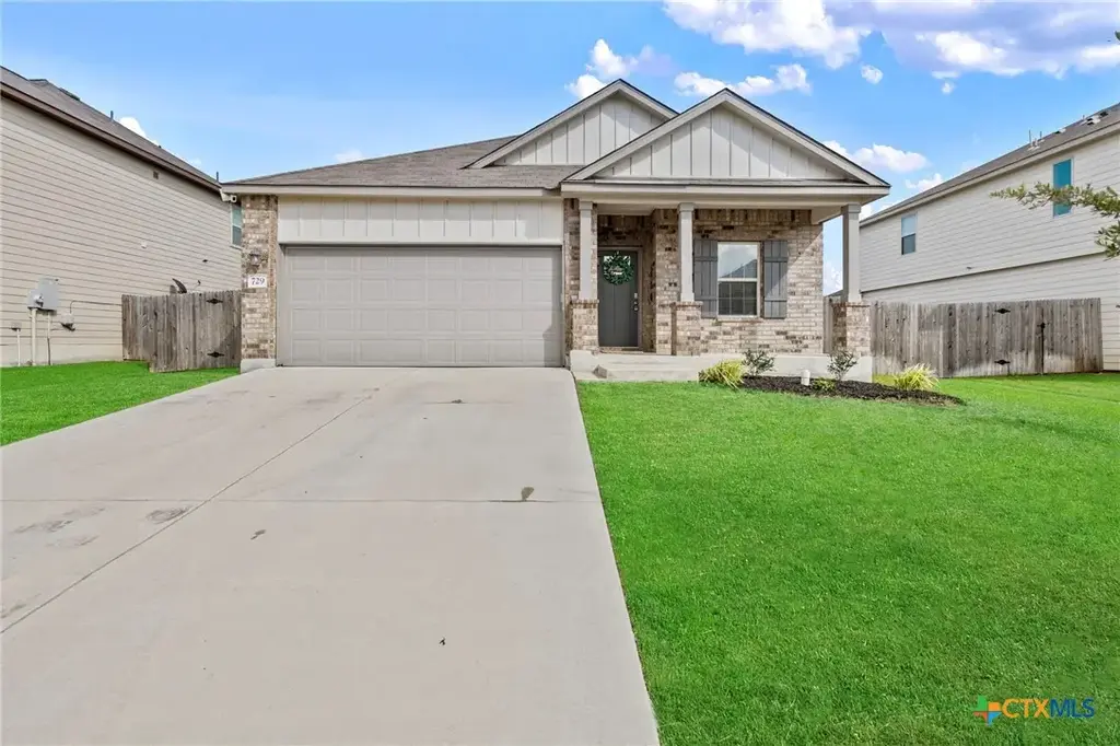 729 Tupelo Tank Drive, New Braunfels