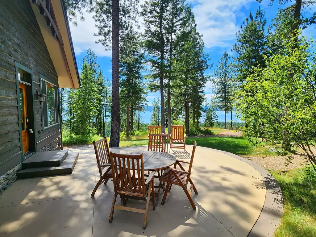 31683 Lake To Sky Drive, Bigfork