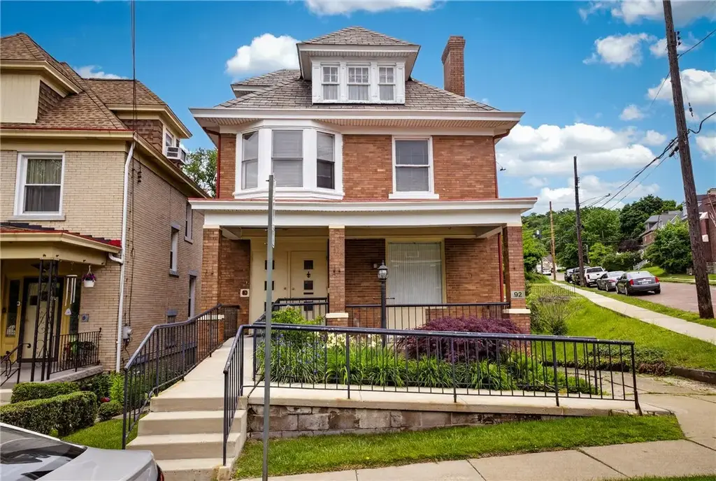 92 Bradford Avenue , Crafton