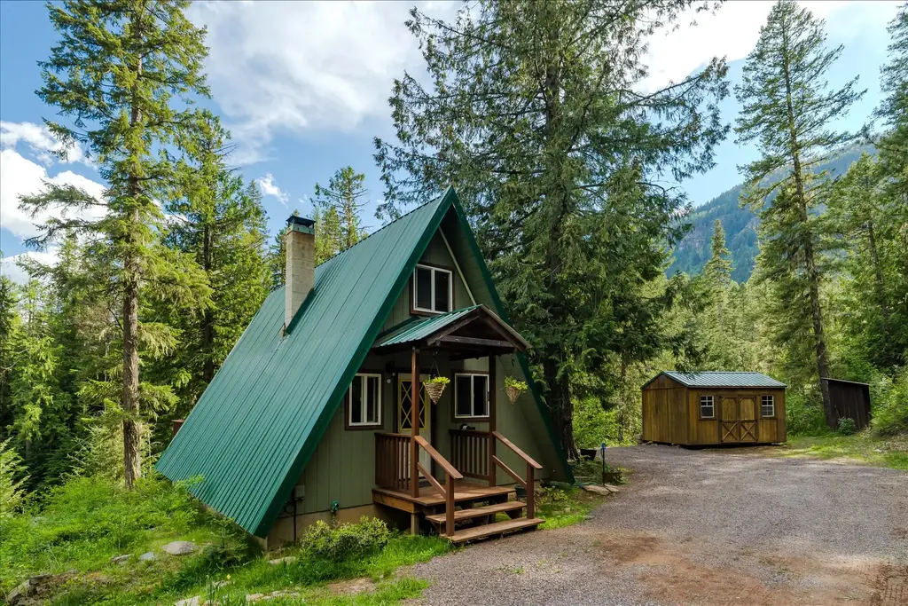 35 Otter Lane, Noxon
