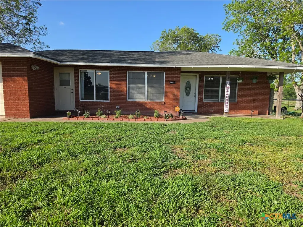 2865 Fm 1685, Victoria