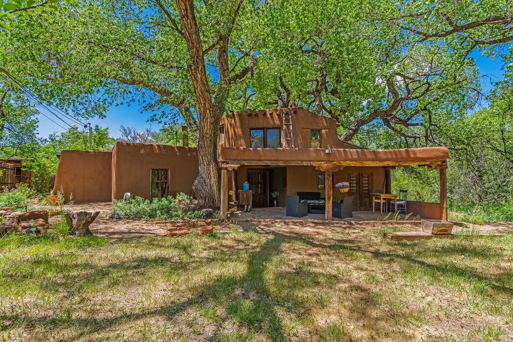 25 Paseo C De Baca, Santa Fe