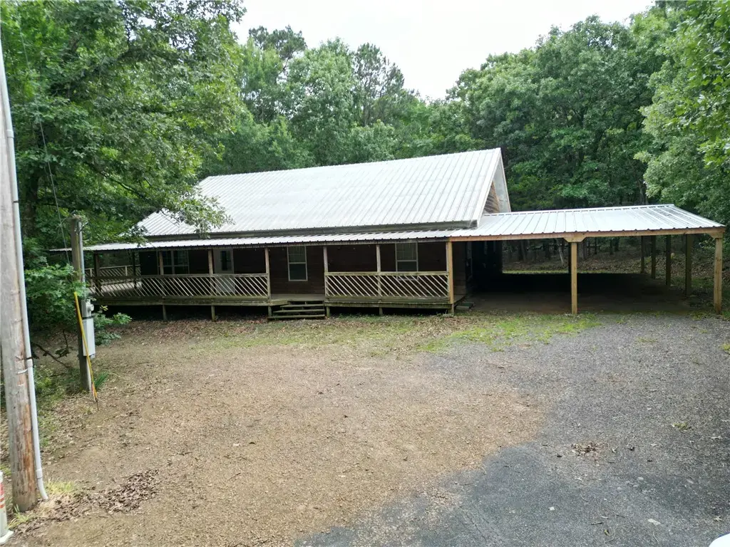 10355 Rodeo Road, Belleville