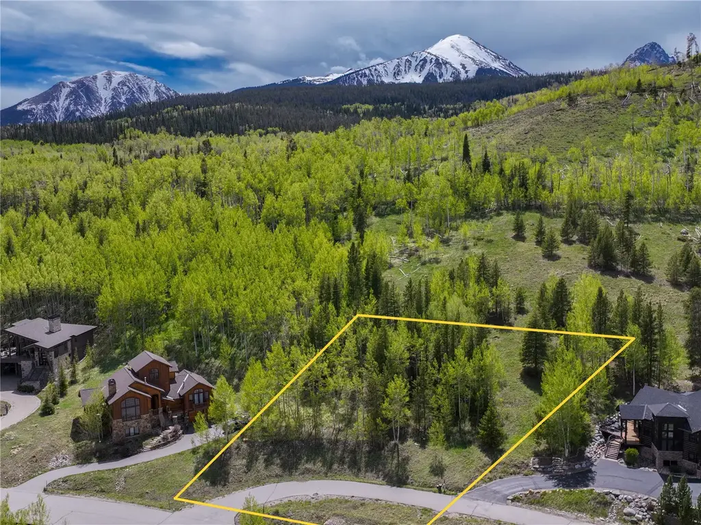 2635 Hunters Knob Road, Silverthorne