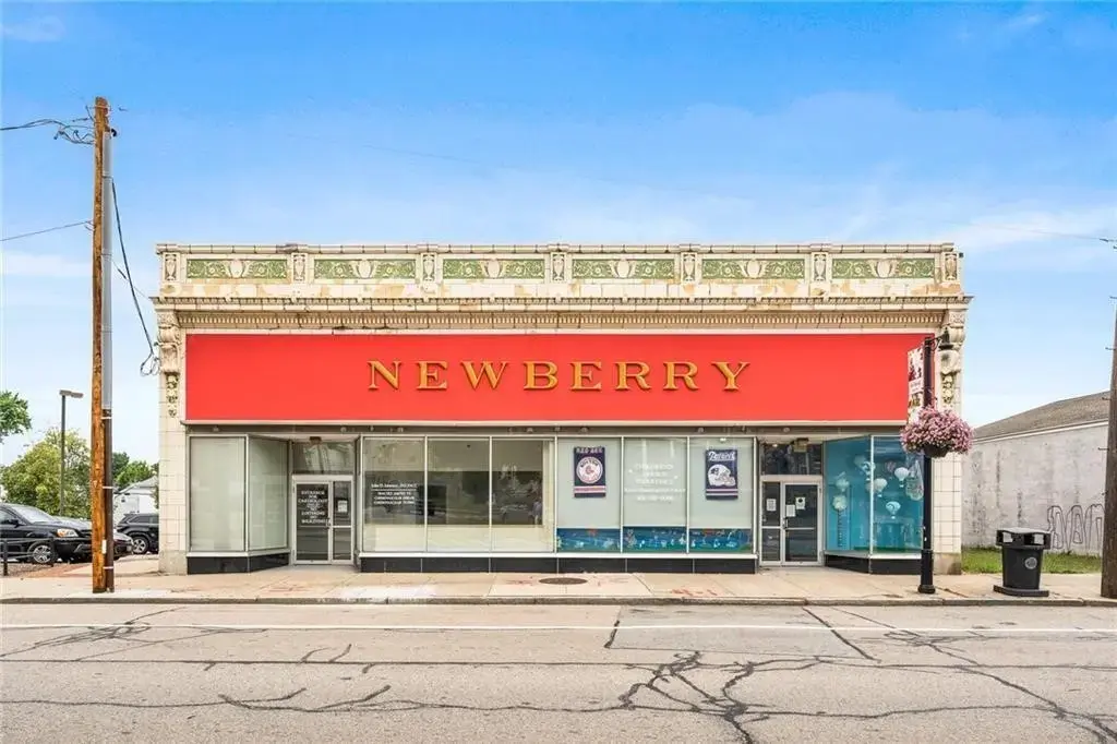 37 Washington St # 2, West Warwick
