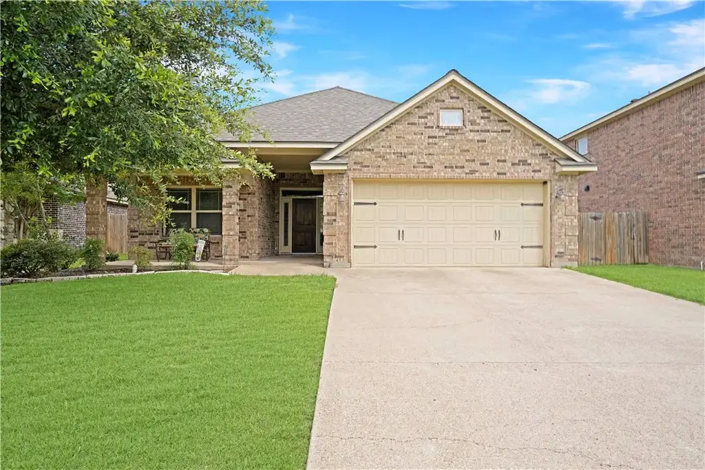2524 Warkworth Lane, College Station