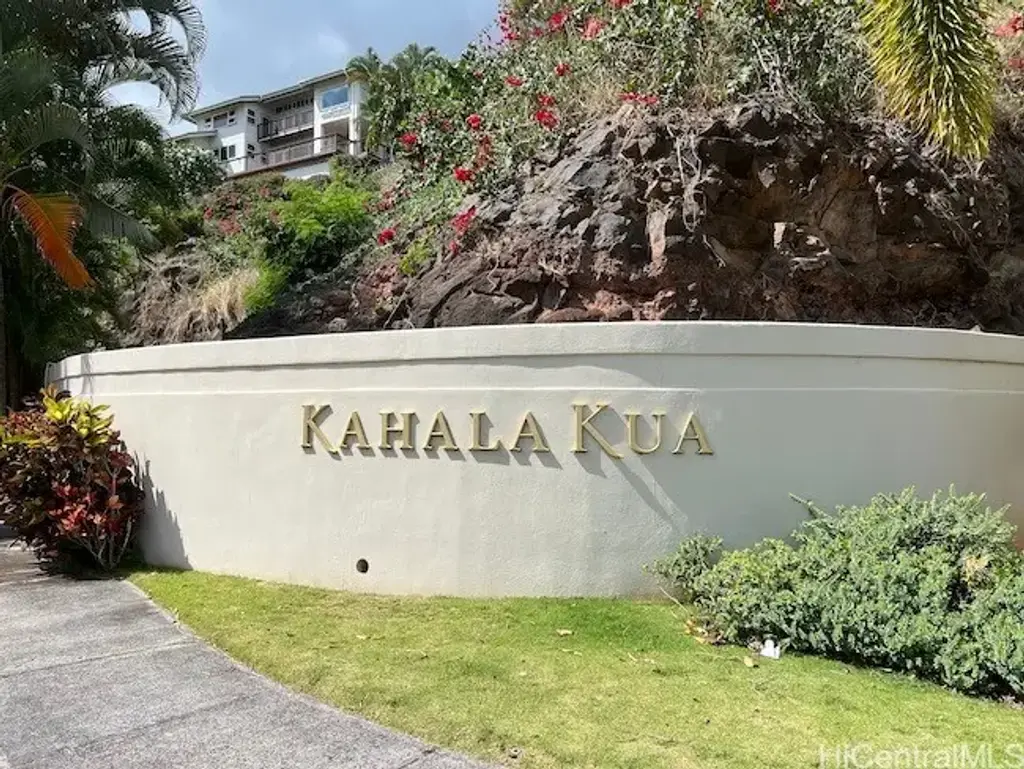 5442 Poola Street, Honolulu