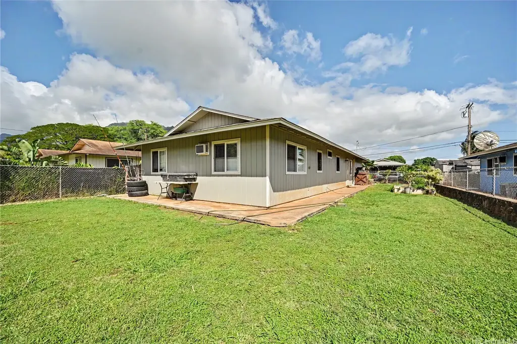 84-204 Ala Naauao Place, Waianae