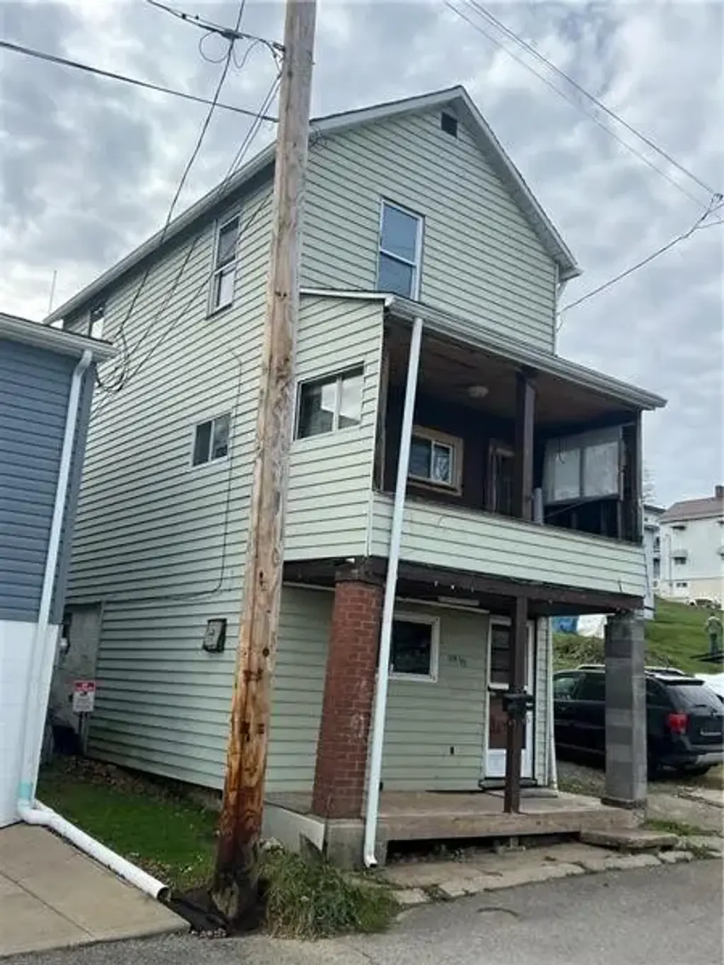 314 Lowell Rear 1/2, Vandergrift