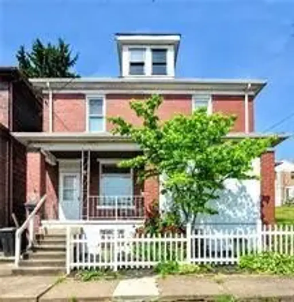 432 Conrad Avenue , N Charleroi