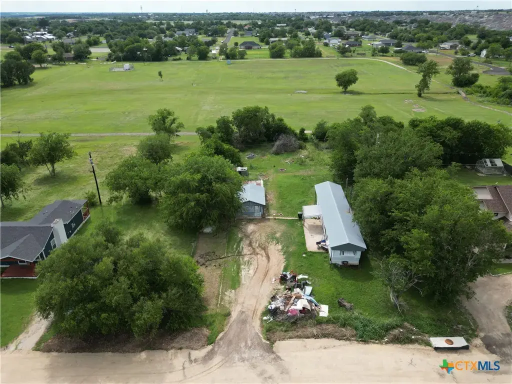 108 N Pea Ridge Road, Temple