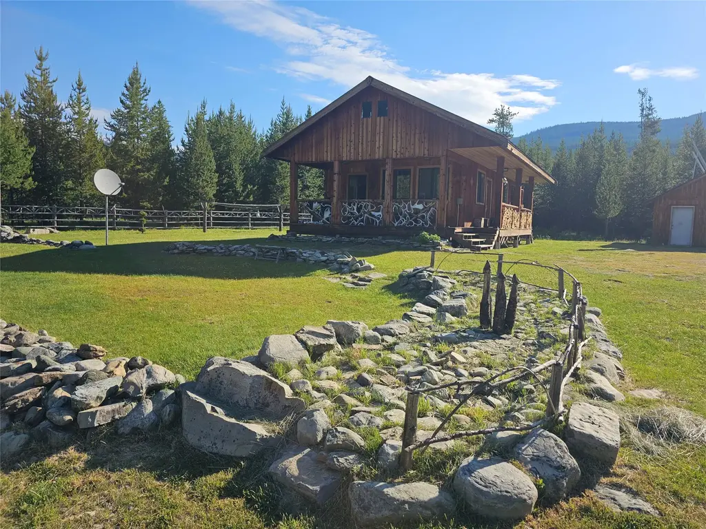 1606 N Fork Yaak Road, Troy