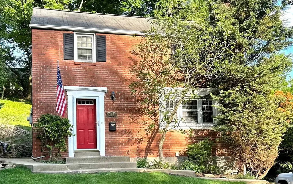 202 Park Place , Ross