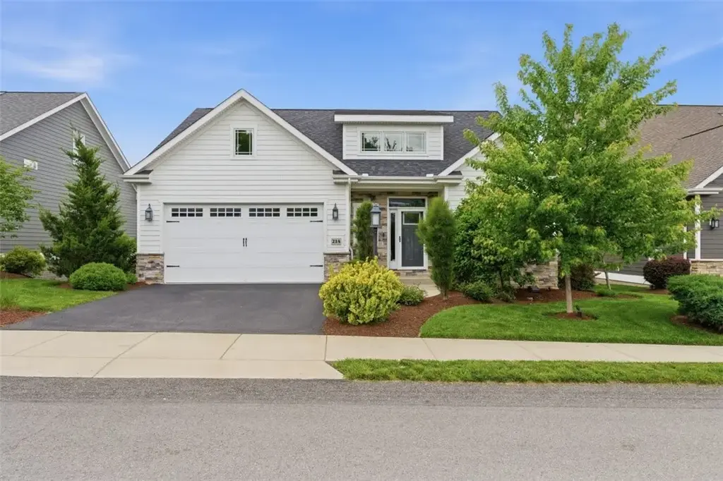 214 Maid Marion Lane , Canonsburg